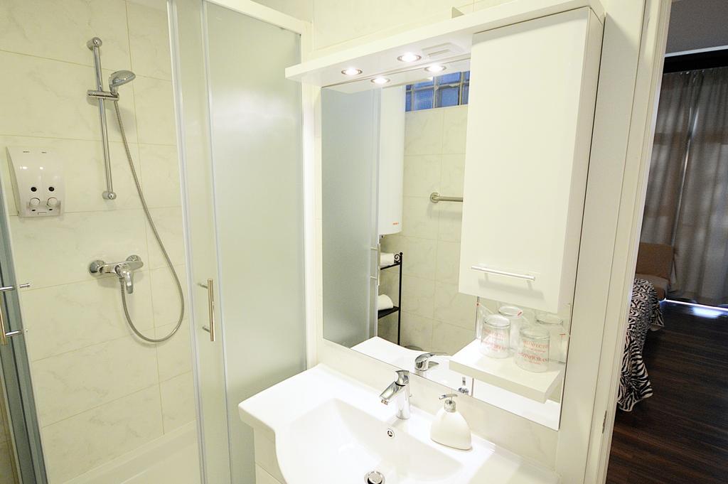 Bed And Breakfast Four Rooms Zadar Room photo
