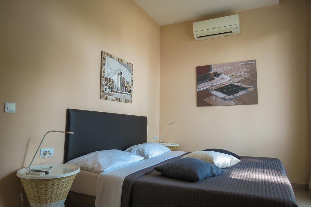 Bed And Breakfast Four Rooms Zadar Exterior photo